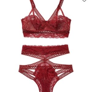 Adore Me lingerie, 36B/M